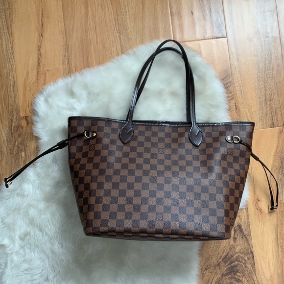 Louis Vuitton Handbags - Louis Vuitton Damier Ebene Neverfull MM Bag Purse